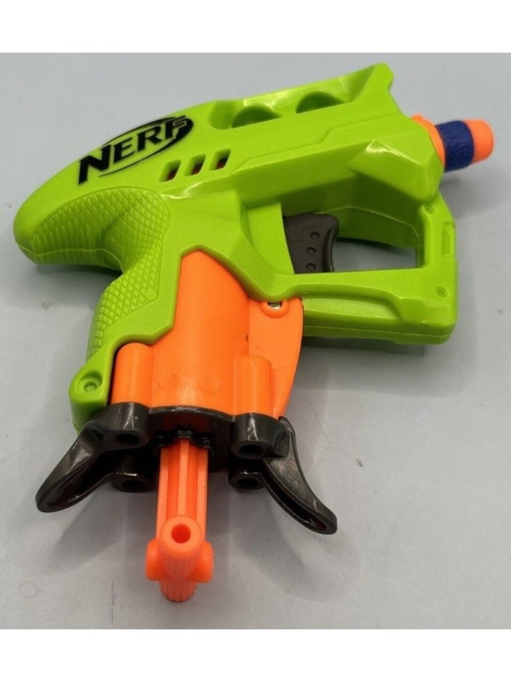 Nerf Nanofire Blaster Mini Compact Single-Shot Gun One Dart
